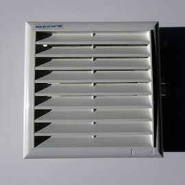 180 x 180 mm with Fixed Grille Universal for Pipe Extractor Hood Kitchen Ventilation Air Vent Kanalisierten PVC White