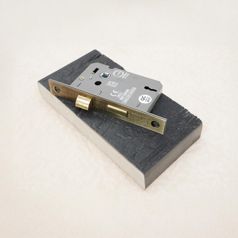 Infinity Decor CE Approved 2.5” Antique Brass 3 Lever Mortice