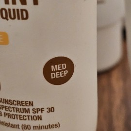 Neutrogena 6X Neutrogena Purescreen Mineral UV Tint Face Liquid 30 Tint MED DEEP (SHELF2)