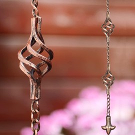 Gutter House Rain Chain, Spiral Gutter Chain 8.5ft, Copper Rain Catcher for Outside no Splash, Drain Chain Connect to Adapter, Barrel in Garden, Backyard, Downspout Replacement for Summer Decoration.