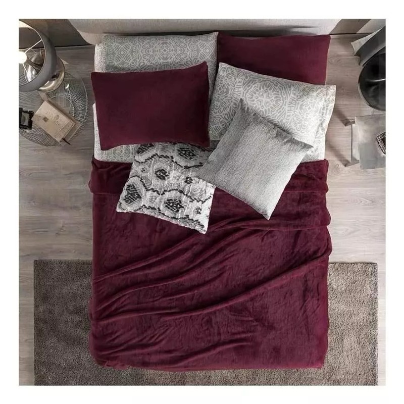 Vianney Cobertor Suave, Ligero & Elegante King & Queen Tinto