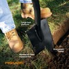 Fiskars 46" Spade Garden Shovel, Steel Flat Spade with Ergonomic