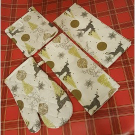 Golden Holiday 4 Piece Christmas Kitchen Set: 2 Towels, Pot Holder, Oven Glove