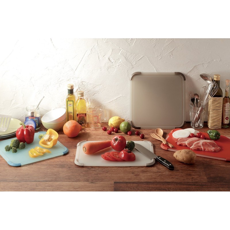 リス まな板 抗菌 すべり止め付 スカイブルー W35×D24.8×H12.5cm リベラリスタ