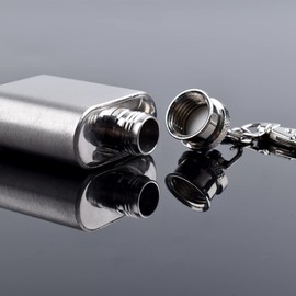 Stainless Steel Hip Flask and Funnel Set, Portable Leak-proof Flask, Suitable for Transporting Wine and Water, 1 Oz, Matte Silver