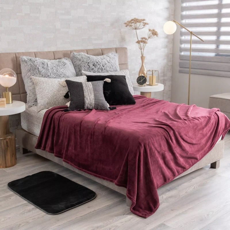 Vianney Cobertor Suave, Ligero & Elegante King & Queen Tinto