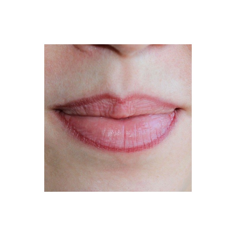 Forever Line Lip Contour