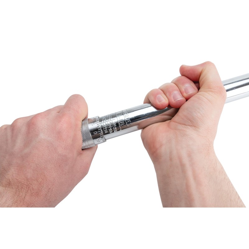 Performance Tool M203 3/4-Inch Drive Click Torque Wrench With High