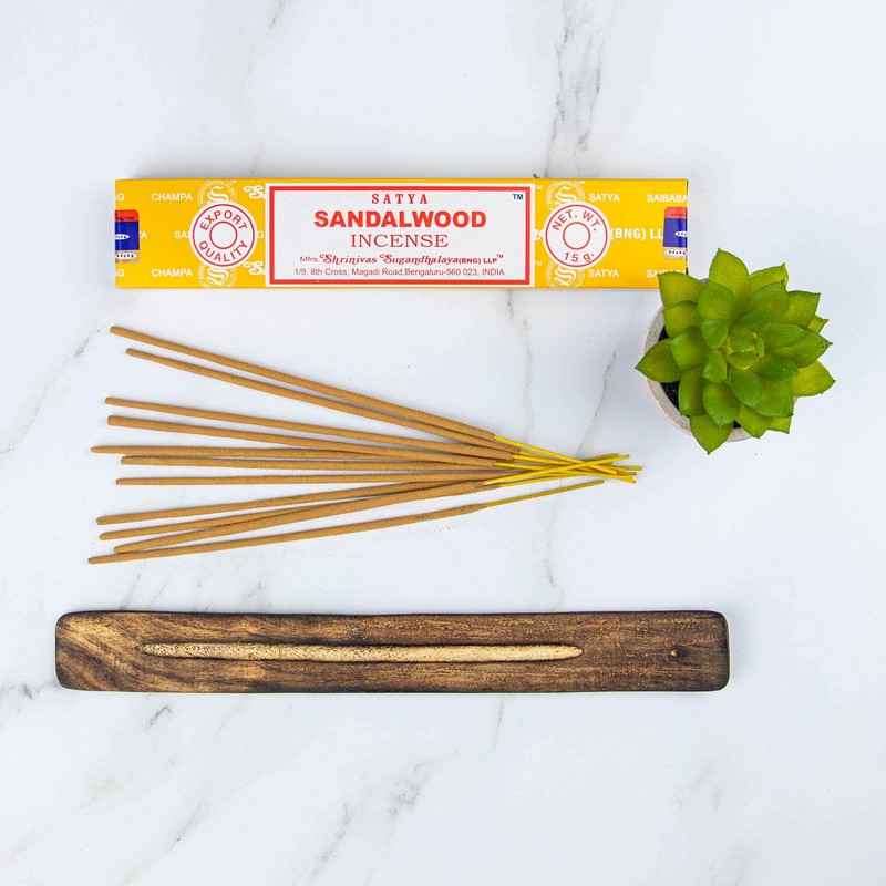15g Satya Sandalwood Incense Sticks, Box of 12 Packets