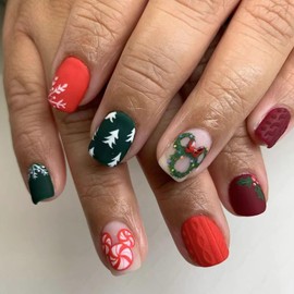 Christmas Press on Nails Short Square Winter Fake Nails Matte Full Cover Xmas Lights Tree False Nails with Holly Designs Cute Acrylic Nails Glue on Nails Manicure Artificial Nails for Women Girls