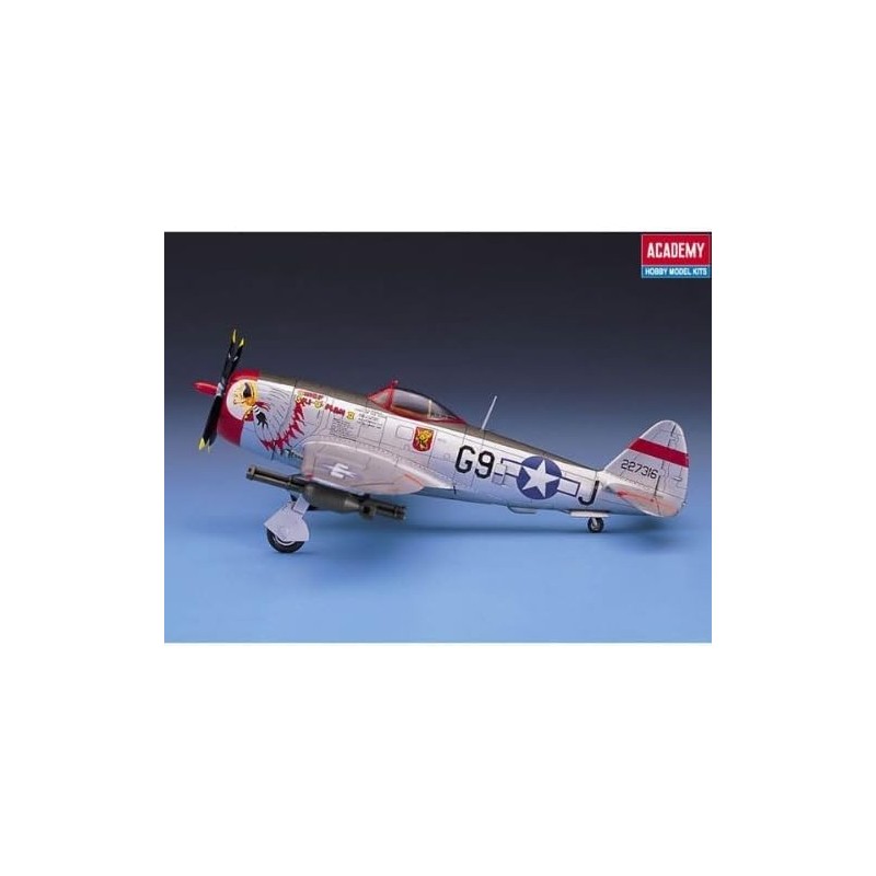 Academy P-47D Thunderbolt Bubble Top Model Kit