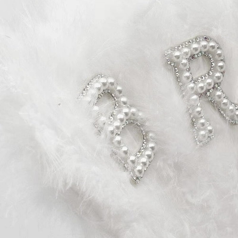 TRIXES Bride Handheld Feather Fan - Bride To Be Gift