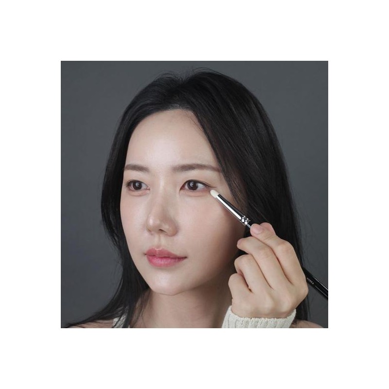 HWAHONG M 206 Eye Shadow Brush - 208 Eye Shadow