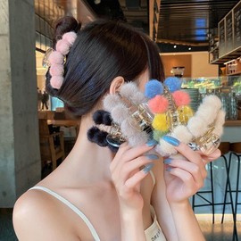 Fluffy Plush Claw Clip, Plush Hair Claw Banana Clips, Cute Hair Clips for Women Fuzzy Hair Barrettes Girls Hair Jaw Clips