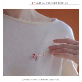 Pink Lotus Flower Enamel Pin Flower Brooch Lapel Pins for Women Clothes Accessories Wedding Daily Valentine's Day Mother's Day Gift Jewelry Gifts for Girls Women Mother