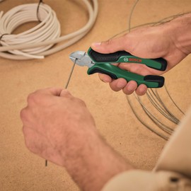 Bosch Diagonal-Seitenschneider 160 mm (präzise und standfeste induktionsgehärtete Schneiden; vernickelte Oberfläche für erhöhte Rostbeständigkeit; ergonomisches Design mit Softgrip)