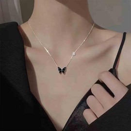 Yheakne Vintage Black Butterfly Choker Necklace Silver Butterfly Pendant Necklace Crystal Butterfly Chain Necklace Enamel Butterfly Necklace Jewelry for Women