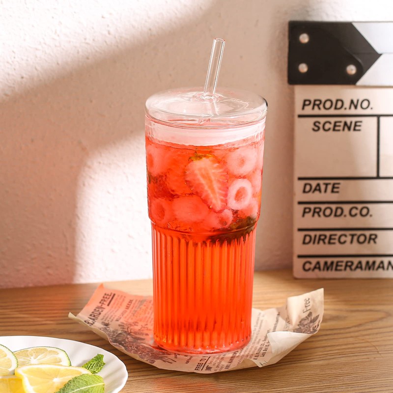 QWEZXO Glass Cups With Lids and Glass Straws，20 OZ High