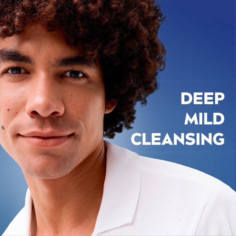 NIVEA MEN Sensitive Face Wash XXL (150ml), Soap-Free Face Wash