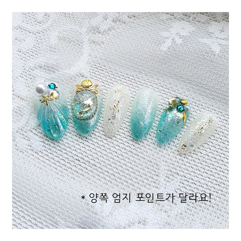 Peridot Shimmer Princess Handmade Nail Tips - Almond / 페리도트