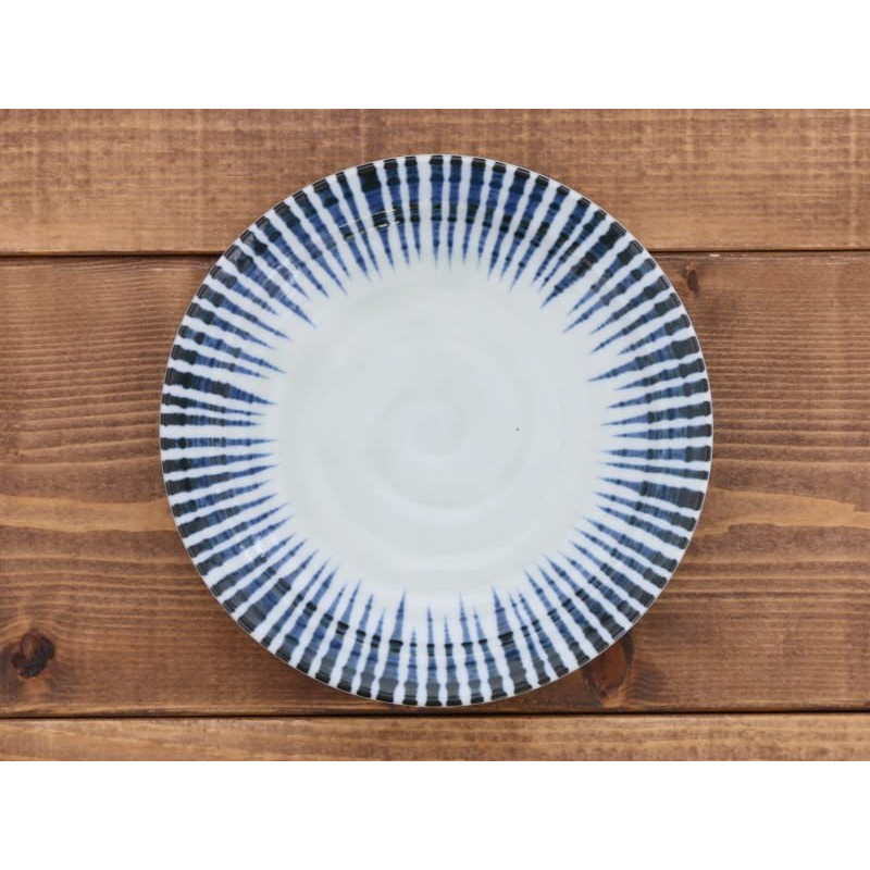 East Table Medium Plate, 6.4 inches (16.3 cm), Sentan Tokusa