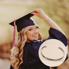 LINY 2024 Graduation Gifts for Her, Inspirational Graduation Cuff Bracelets Class of 2024 High School College Graduation Gifts for Girls with Gifts Box (Do What Makes Your Soul Shine)
