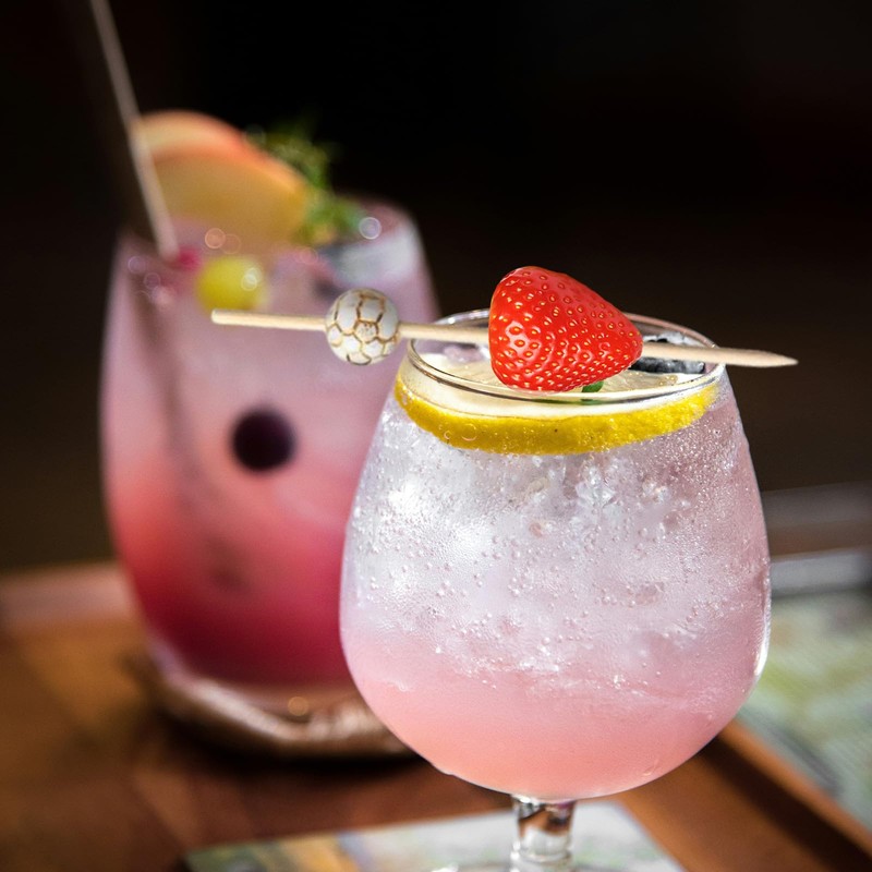 100 Pcs Cocktail Picks 4.7-inch Bamboo Fruit Skewer Fancy Appetizers