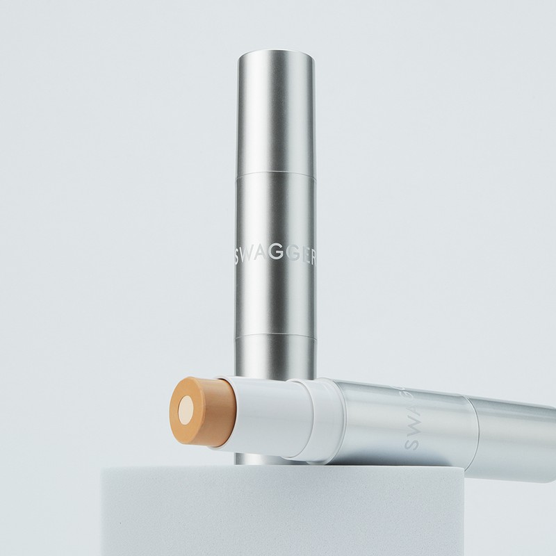 swagger Tone Cover Foundation Stick 12g - 02 Sand Beige
