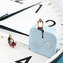 Baoblaze 1/64 Scale People Figure Crafts Train Park Street People Figures Tiny People Model Mini for Photography Props DIY Scene Decor, grey