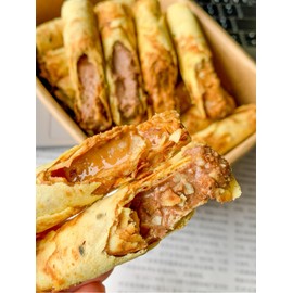 Hazelnut Chocolate Egg Rolls, Chocolate Sandwich Biscuit Bars, 4.23oz/120g Shipping from California, U.S.巧克力注心蛋卷