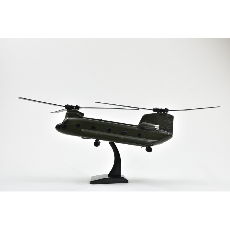 New-Ray 1/60 Boeing CH-47 Chinook