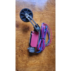 International SUNS International SND4118-SL-A Adjustable Rubber Roller Safety Limit Switch