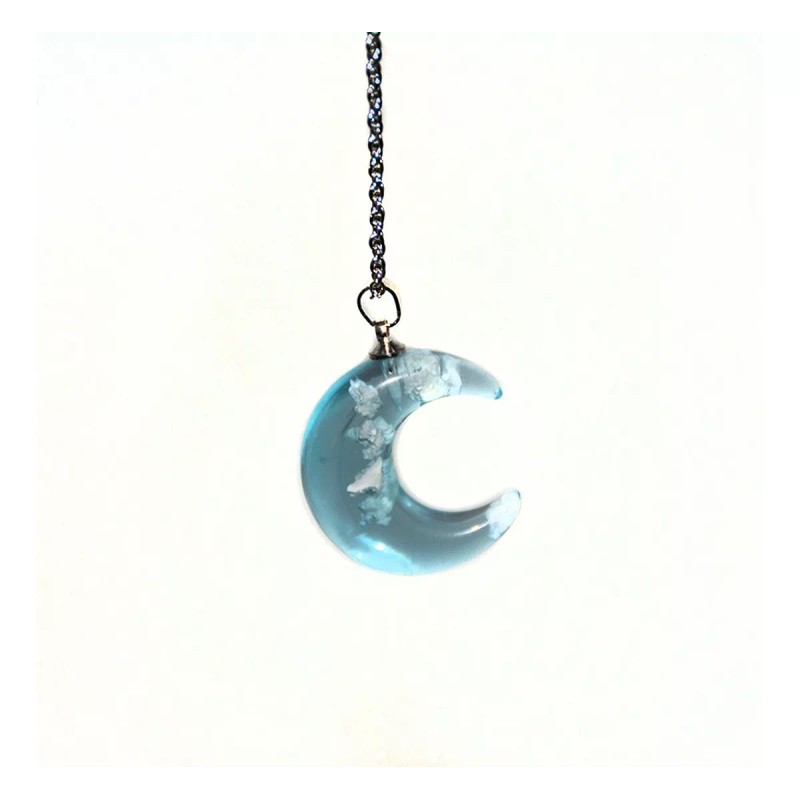 Universo en Linea Collar Dije Media Luna Nubes Brilla Oscuridad