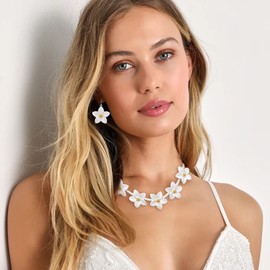 EVER FAITH Daisy Flower Necklace with Earrings Set for Women Girls Cosplay Jewellery Dress Up Costume for Pink Dress, Crystal