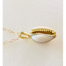 Gold Dipped Cowrie Shell Necklace, 24K Gold electroplated Cowrie Shell, Seashell Necklace, Beach Girl, Mermaid Necklace, Bridal, Gold Fill.