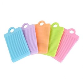 Hanging Ultra-Mini Non-Slip Plastic Washboard for Household, Blankets, Socks, Baby Clothes Portable Purple