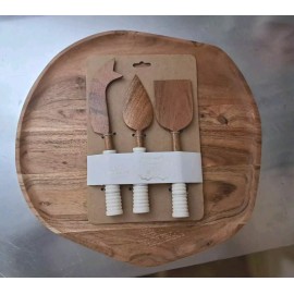 kitchen goods & more Charchuterie Board Tray Wood Includes Cheese Utensils New!