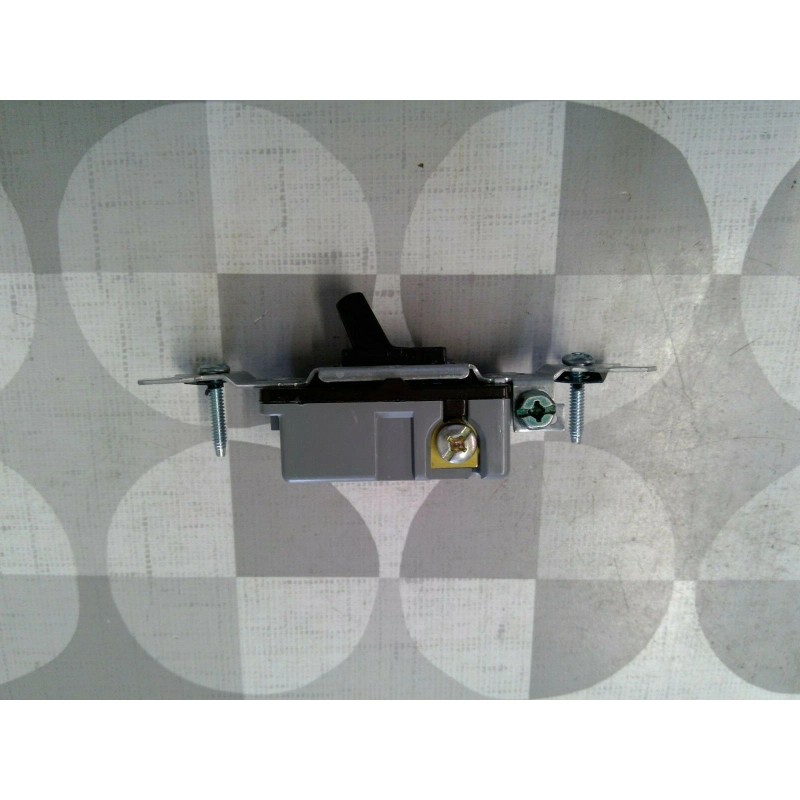 Pass & Seymour / Legrand 663-G 3 Way 15A 120V