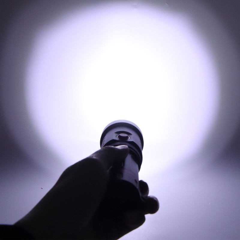 XHP70 5000lm Diving Lights Aluminum Alloy 100m IPX6 Waterproof Underwater