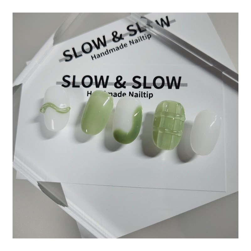 [Sl&Slow Nail Tips] Milky White & Green Nails - Square