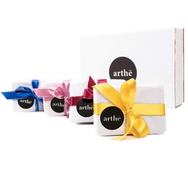 KIT DE 4 JABONES ARTESANALES EN BARRA EN CAJA PARA REGALO/SAN VALENTIN/DIA DE LAS MADRES/NAVIDAD (Lavanda y Avena)