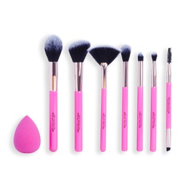 Makeup Revolution The Brush Edit Geschenkset - 7 Pinsel für Augen, Highlighter & Gesicht, 1 Schwamm zum Verblenden, 8 Produkte inklusive