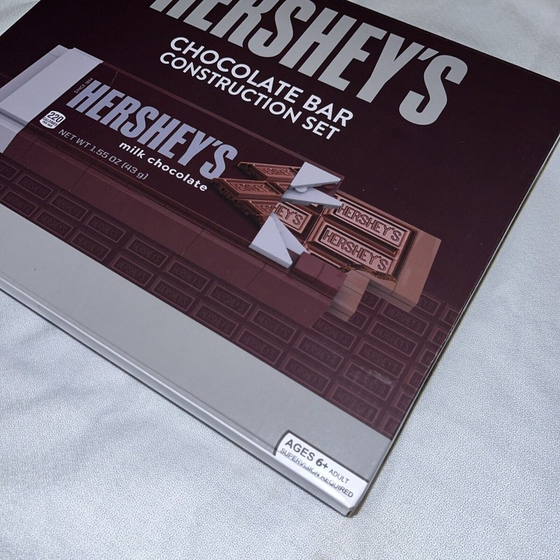 Hershey’s Snap & Switch Hershey's Chocolate Bar Construction Set 146
