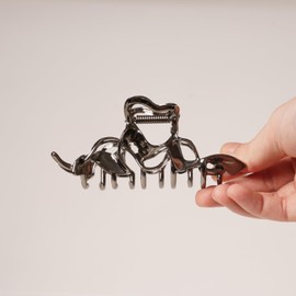 MinoCino Large Hair Claw, Black Metal Hair Claw Clamp for Women, Irregular Liquid Metal Design, Strong Hold for Thick Hair, Elegant and Everyday Hair Clip for Office, Home, Party