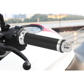 Fydun Motorcycle Handlebar Grips 22 mm 1 Pair Motorcycle CNC Aluminium Non-Slip Rubber Grips for 7/8 Inch Handlebar Bicycle (Silver)