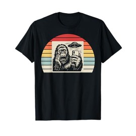 Bigfoot Spots UFO Vintage Style Art T-Shirt