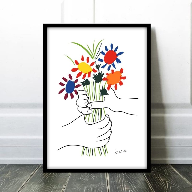 Picasso Hand Holding Bouquet Poster aoipro (A4 Size (with black