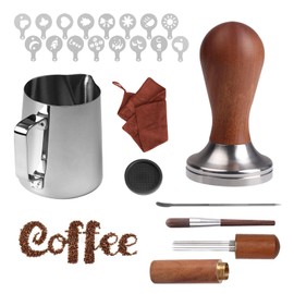 Qivine Juego de Agitador y Tamper de Café de 51mm, kit de Espresso Accesorios con Alfombrilla de Manipulación, Jarra de Espumación, Toalla Barista, Bolígrafo de Arte Latte y Plantillas