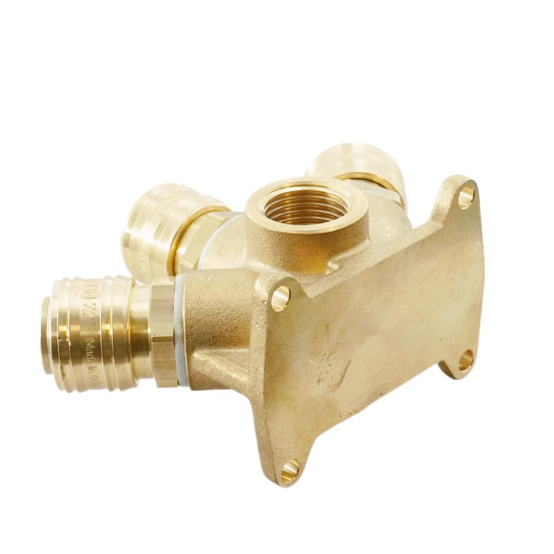 Wall Box Complete with 3x Compressed Air Coupling NW 7.2