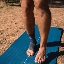 Thuasne Sport - Verstärkte Sprunggelenkbandage - Leichte Verstauchung, instabiler Knöchel - Anatomischer Schnitt - Stützkraft 3/5 - Medizinisches Produkt CE